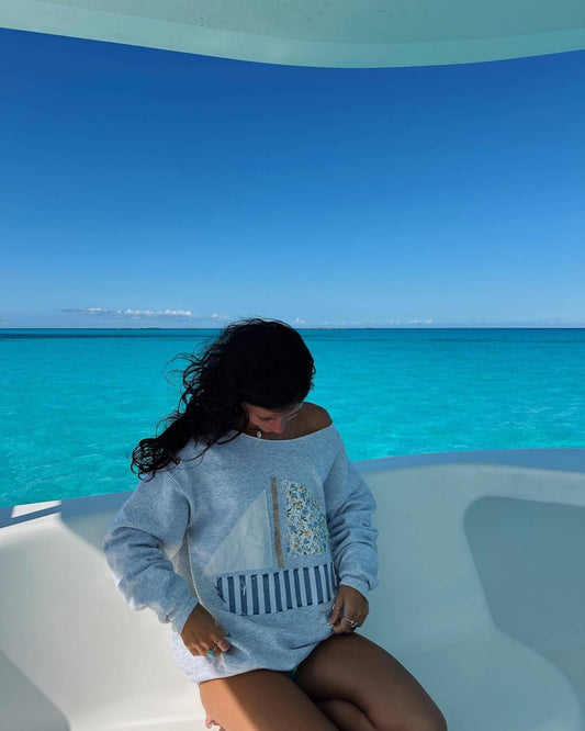 Long Sleeve Top with Sailboat Applique: Gray