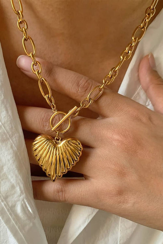 Chunky Heart Necklace: Gold