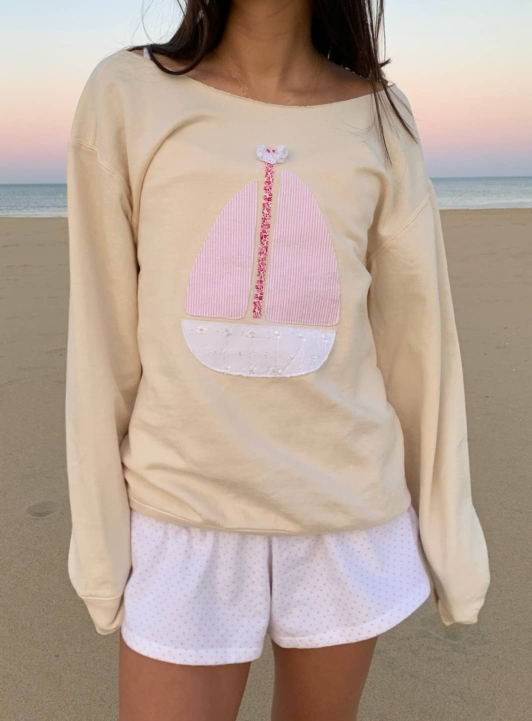 Long Sleeve Top with Sailboat Applique: Gray